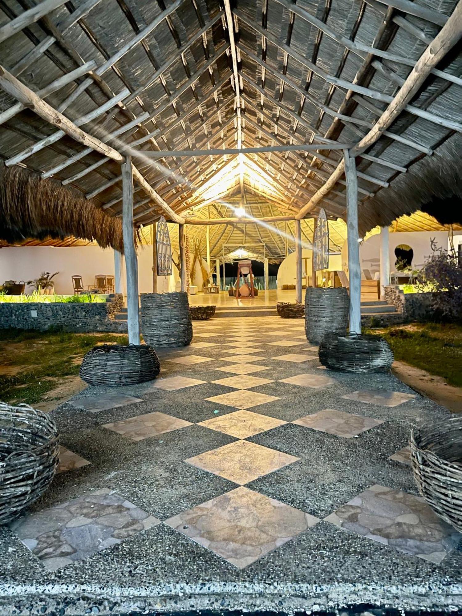 Aiwa Hotel Mayapo Bagian luar foto