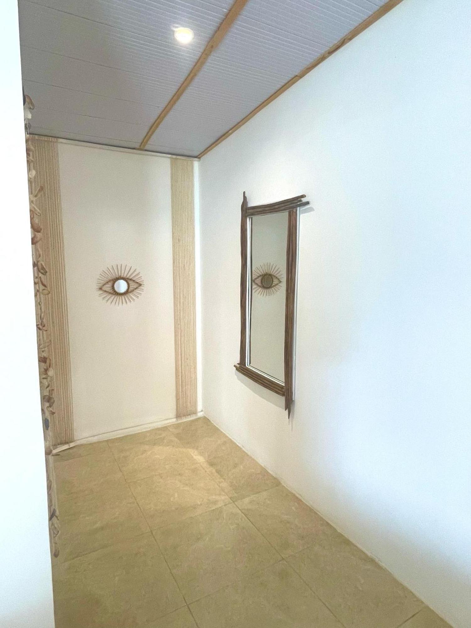 Aiwa Hotel Mayapo Bagian luar foto